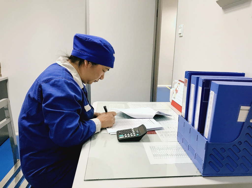 微信图片_20230506140015_副本_副本.jpg undefined